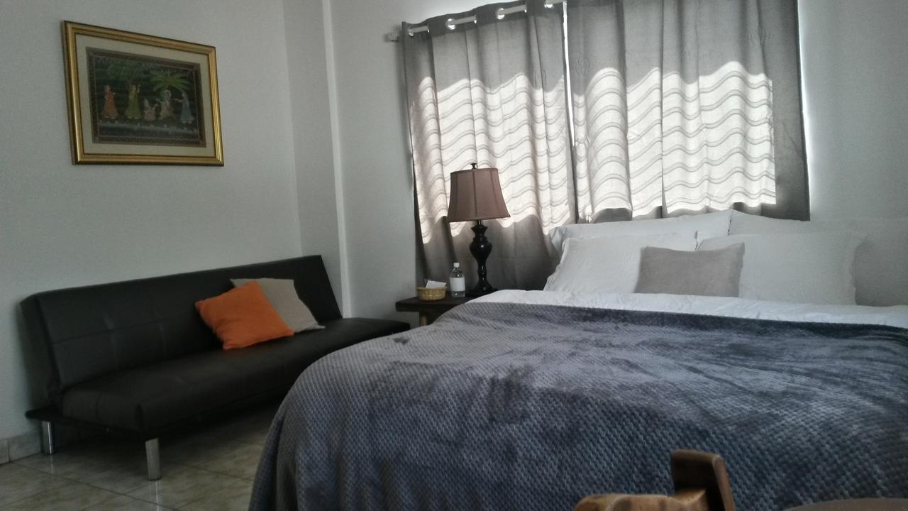 סאן סלבדור Cinco Hotel B&B מראה חיצוני תמונה