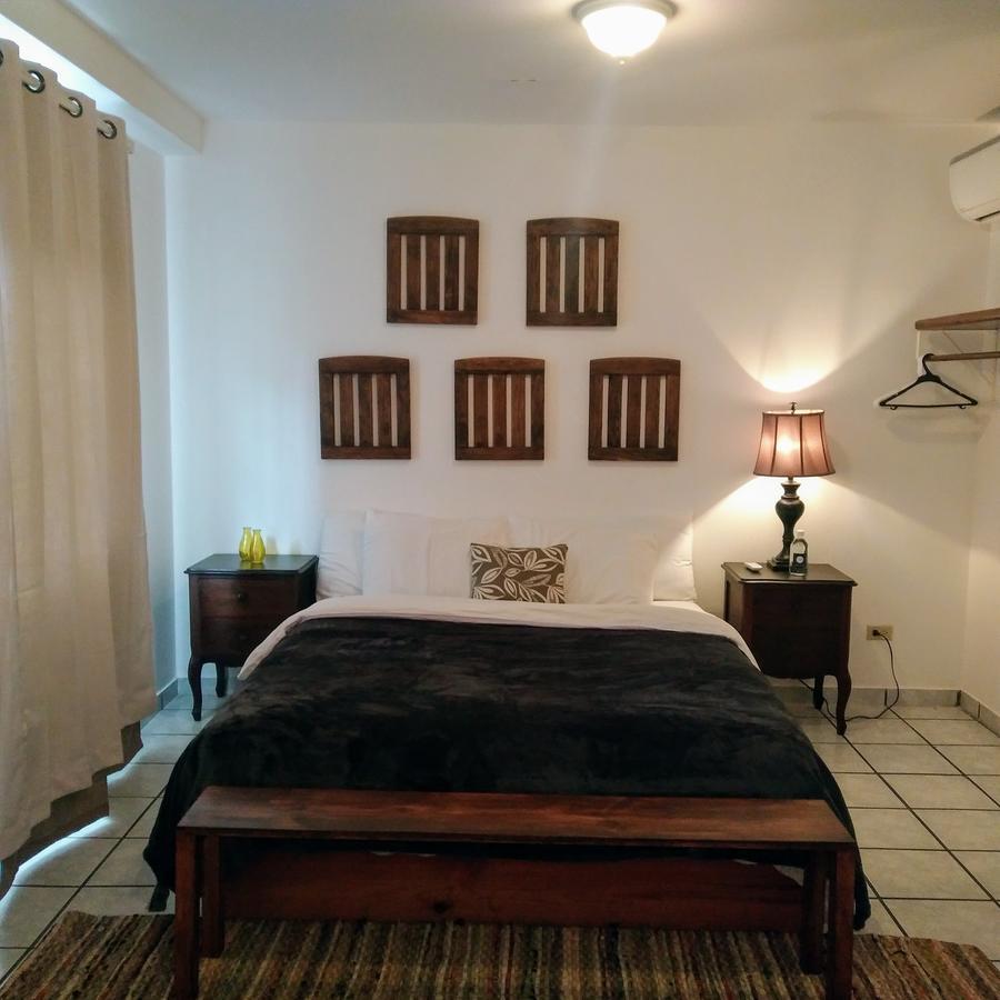סאן סלבדור Cinco Hotel B&B מראה חיצוני תמונה