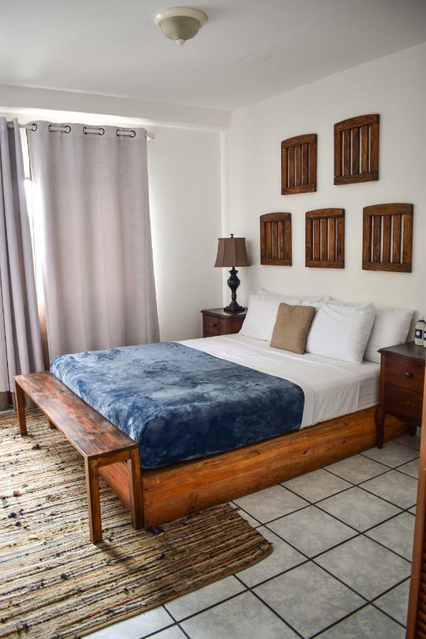 סאן סלבדור Cinco Hotel B&B מראה חיצוני תמונה